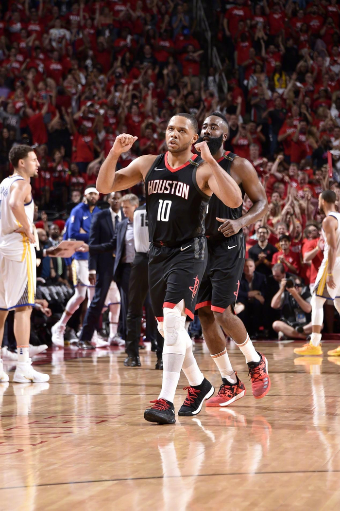 火箭队上演绝地反击，取得胜利晋级下一轮的简单介绍